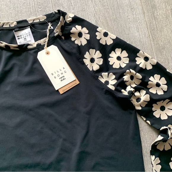 🔥🔥BILLABONG - FEELS GOOD LONG SLEEVE RASHGAURD🔥🔥 - Picture 3 of 5